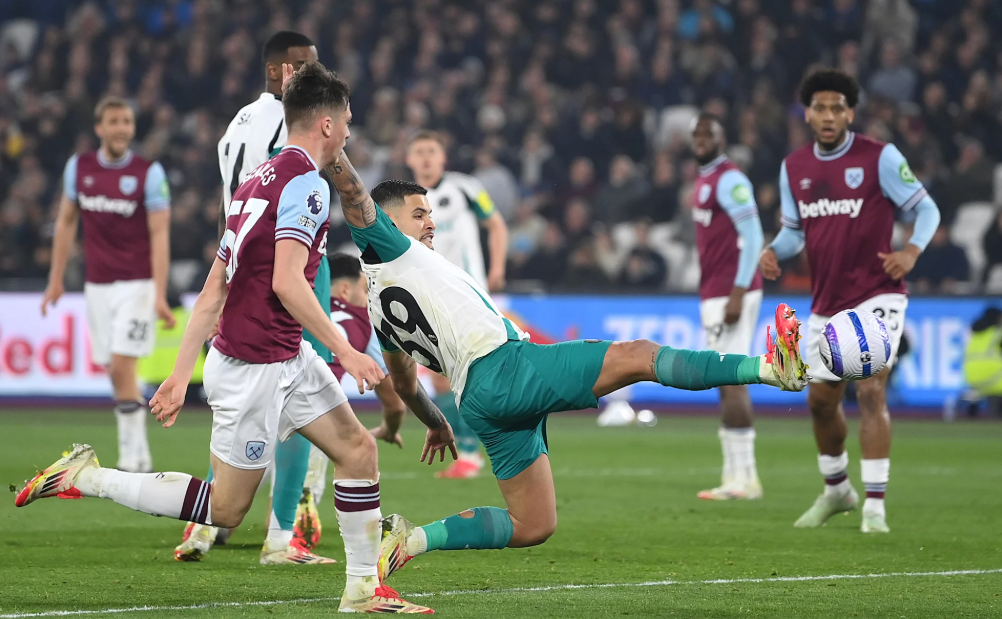 West Ham vs Newcastle United (03:00 &#8211; 11/03) | Xem lại trận đấu