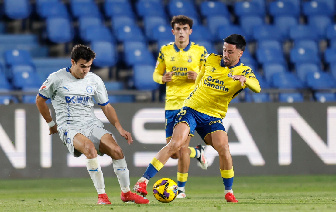 Las Palmas vs Alavés (03:00 &#8211; 15/03) | Xem lại trận đấu